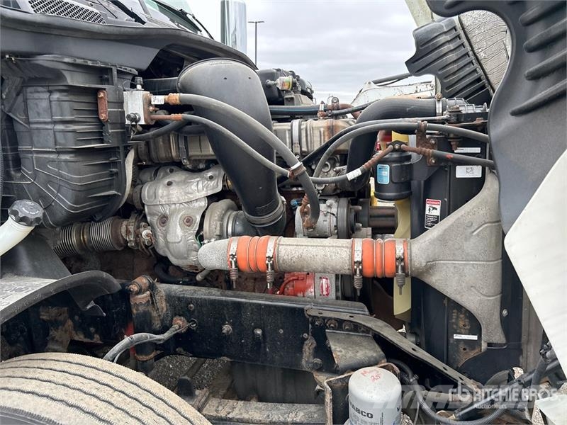Freightliner Cascadia 125 Седельные тягачи