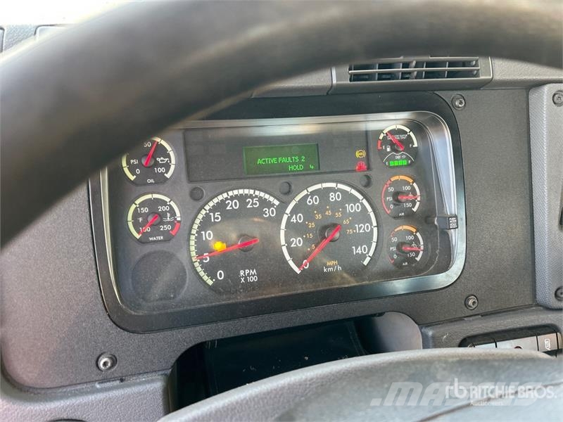 Freightliner Cascadia 113 Vlačilci