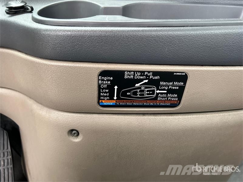 Freightliner Cascadia 125 Седельные тягачи