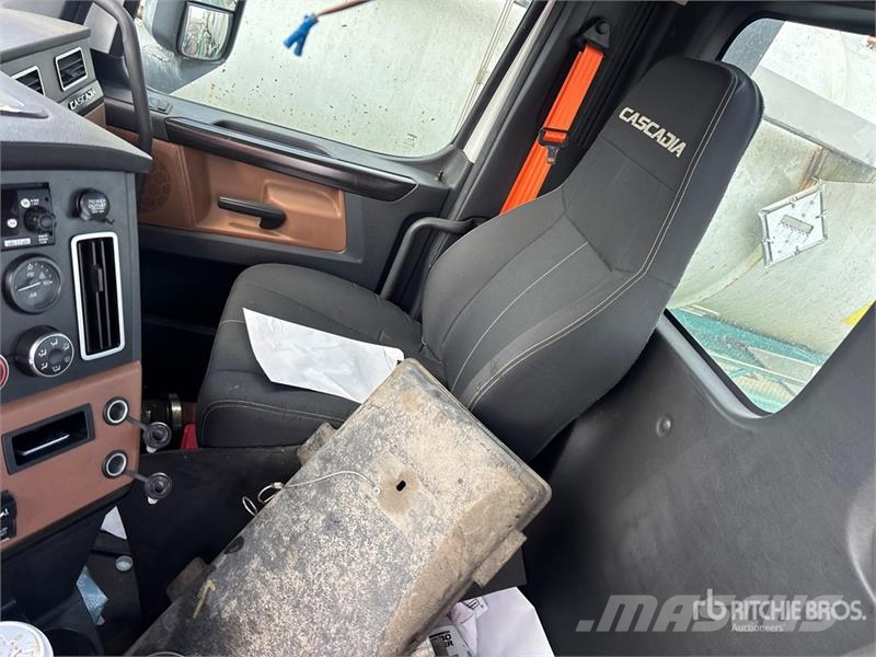 Freightliner Cascadia 126 Tractores (camiões)