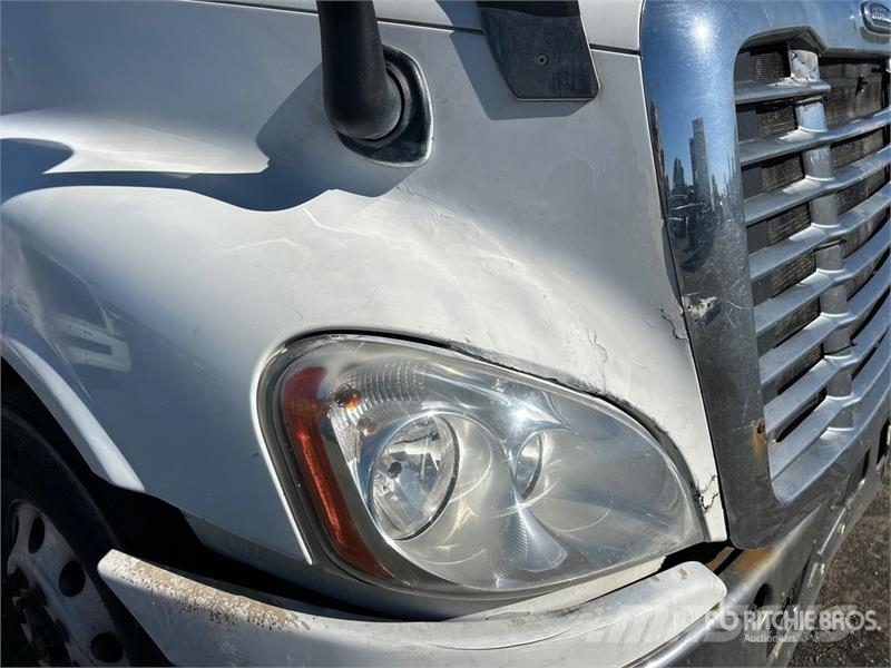 Freightliner Cascadia 125 Тягачі