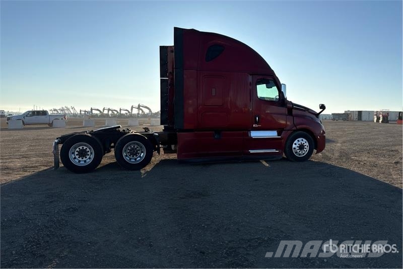 Freightliner Cascadia 126 Trekkers