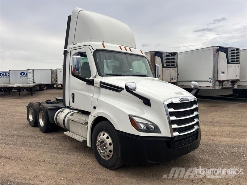 Freightliner Cascadia 126 Naudoti vilkikai