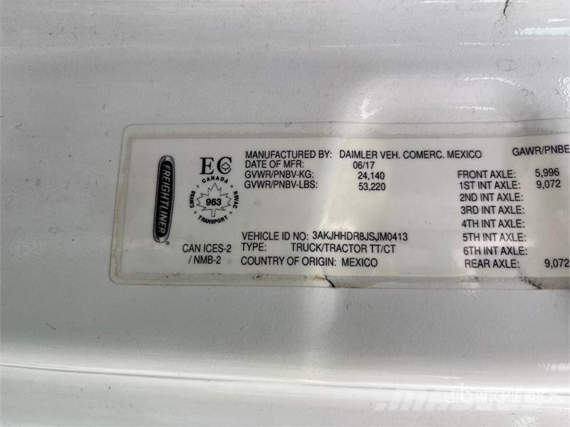Freightliner Cascadia 126 6x4 6x4 T/A Sleeper Truck Tractor (In Tractor Units
