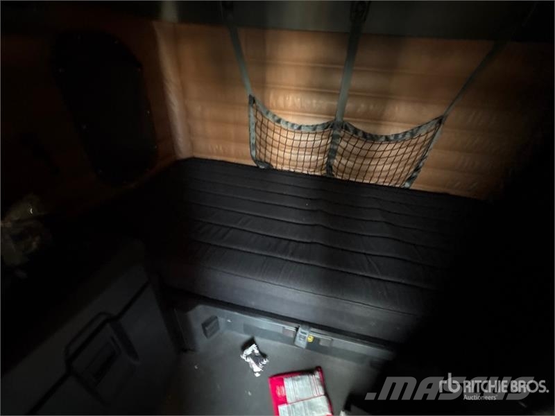 Freightliner Cascadia 126 Naudoti vilkikai