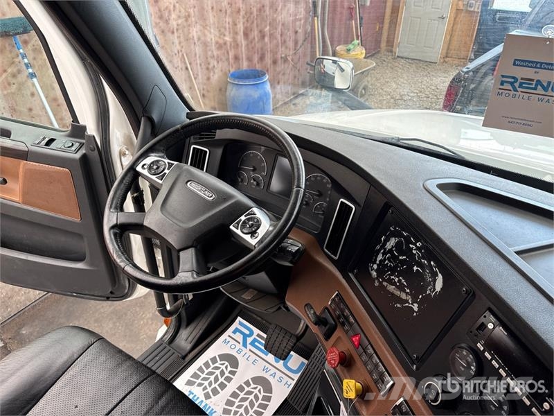 Freightliner Cascadia 126 Tracteur routier