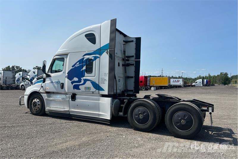 Freightliner Cascadia 126 Tractor Units