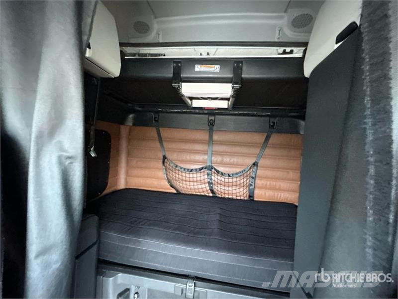 Freightliner Cascadia 126 وحدات الجر