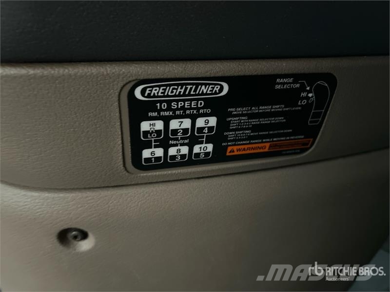 Freightliner Cascadia 125 6x4 T/A Sleeper Truck Tractor Motrici e Trattori Stradali