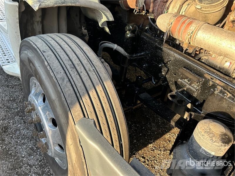 Freightliner Cascadia 125 Тягачі
