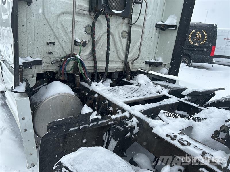 Freightliner Cascadia 125 Тягачі