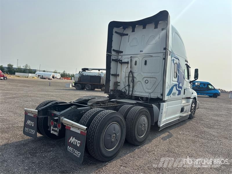 Freightliner Cascadia 126 Naudoti vilkikai