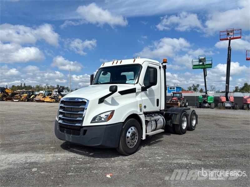 Freightliner Cascadia 126 Vilcēji