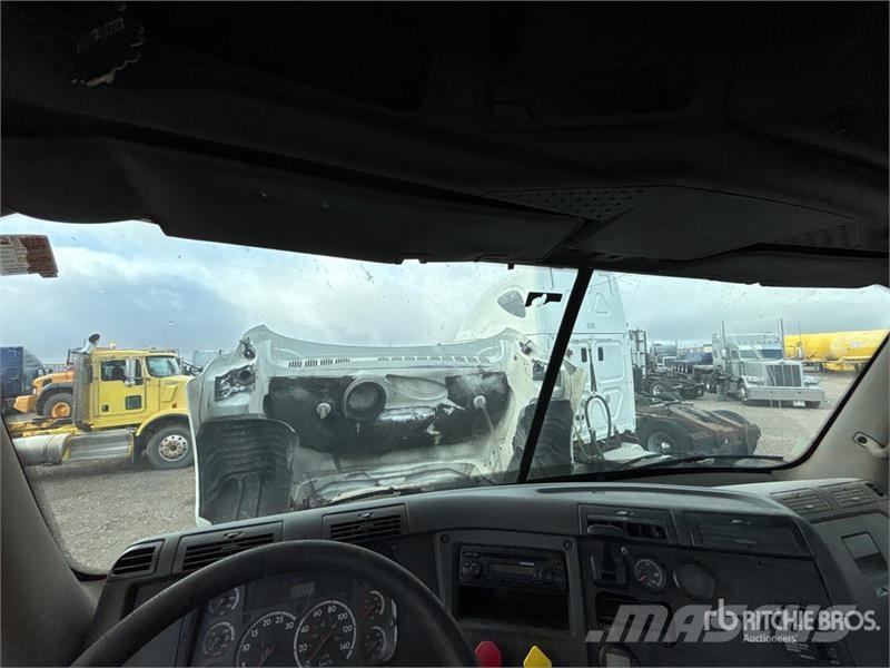 Freightliner Cascadia 125 Седельные тягачи