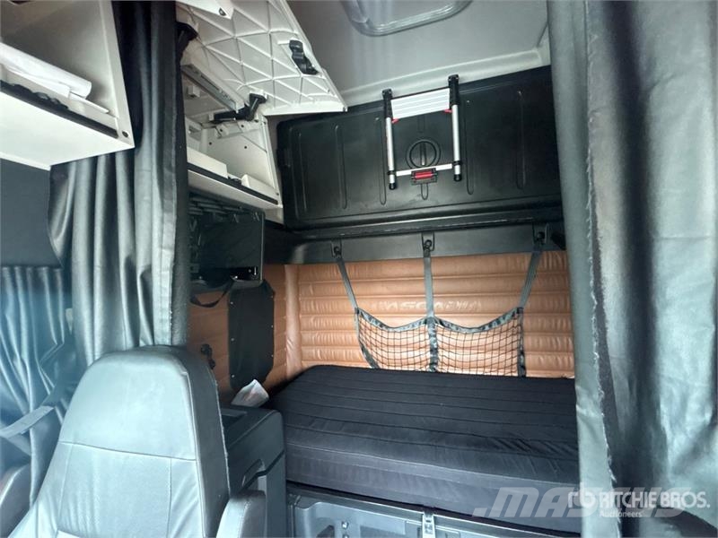Freightliner Cascadia 126 Naudoti vilkikai