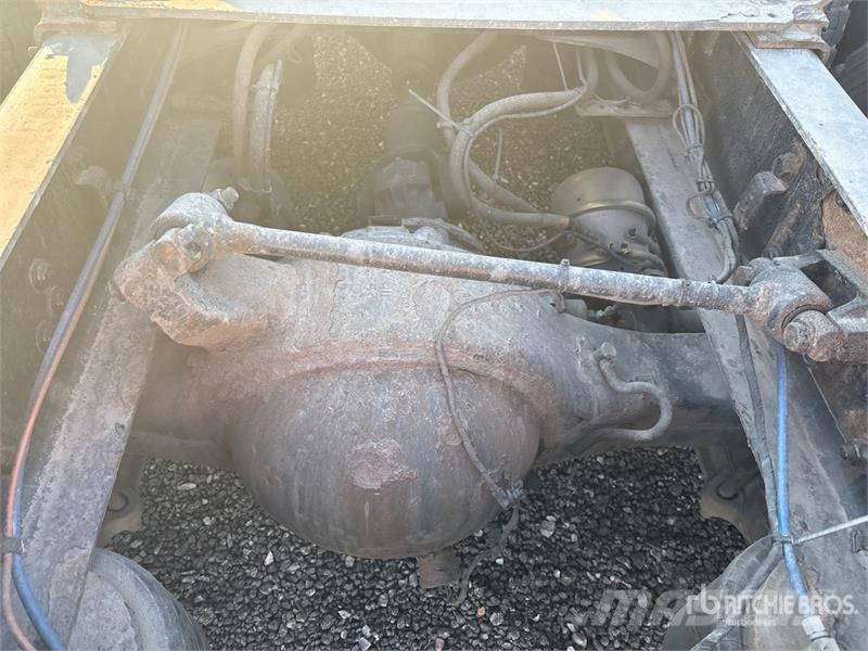 Freightliner Cascadia 126 6x4 T/A Sleeper Truck Tractor Седельные тягачи