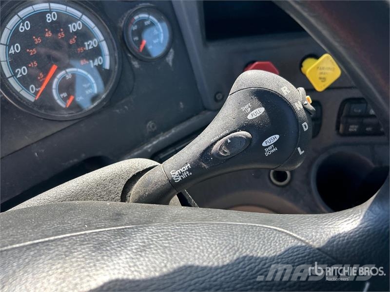 Freightliner Cascadia 125 Naudoti vilkikai