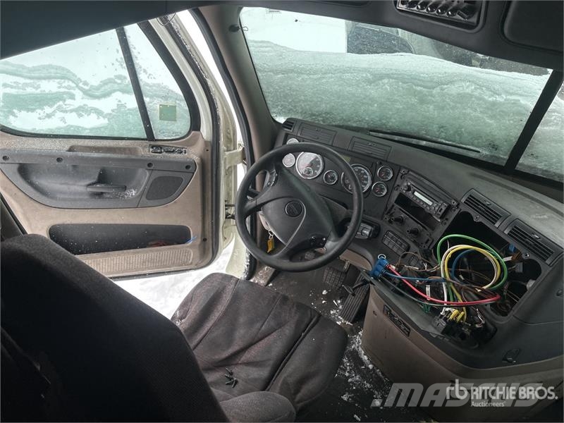 Freightliner Cascadia 125 Тягачі