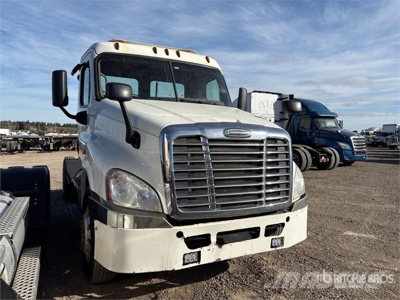 Freightliner Cascadia 125 Τράκτορες
