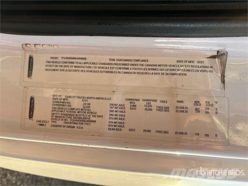 Freightliner Cascadia 126 6x4 T/A Sleeper Truck Tractor Седельные тягачи