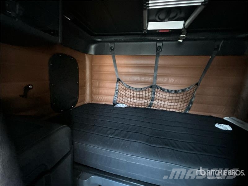 Freightliner Cascadia 126 Naudoti vilkikai