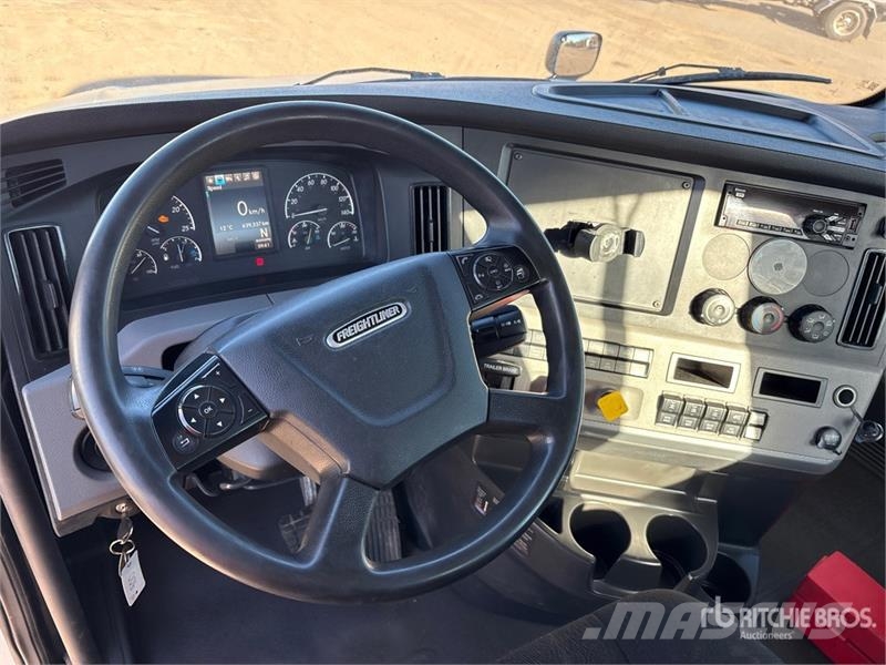 Freightliner Cascadia 126 Sattelzugmaschinen