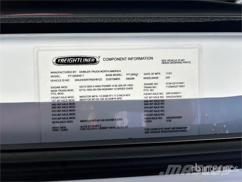 Freightliner Cascadia 126 وحدات الجر