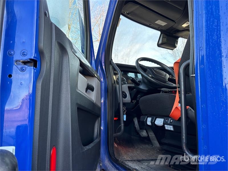Freightliner Cascadia 126 Τράκτορες