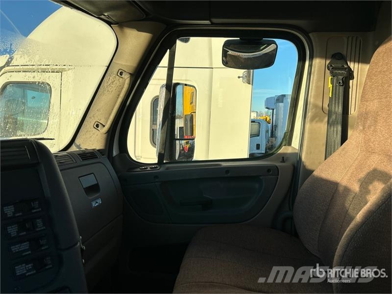 Freightliner Cascadia 113 Vlačilci