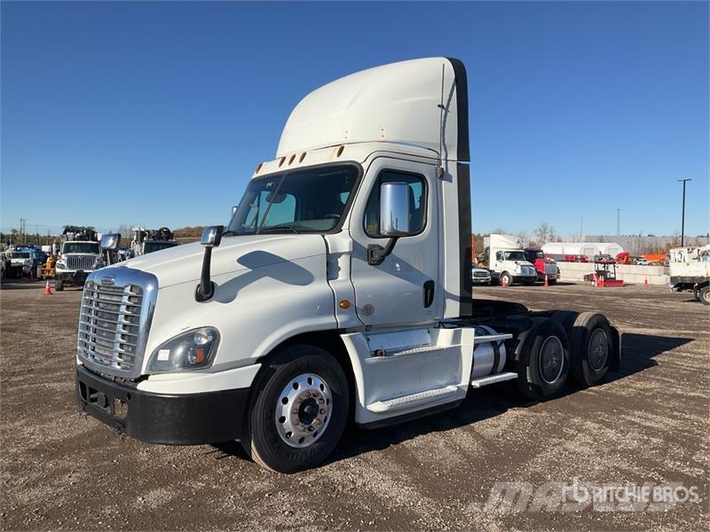 Freightliner Cascadia 125 Cabezas tractoras