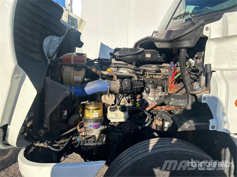 Freightliner Cascadia 125 Vetopöytäautot