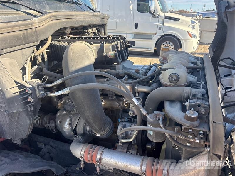 Freightliner Cascadia 126 Sattelzugmaschinen