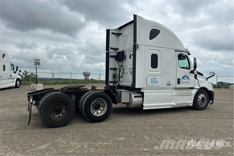 Freightliner Cascadia 126 Prime Movers