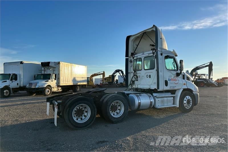 Freightliner Cascadia 113 Vlačilci