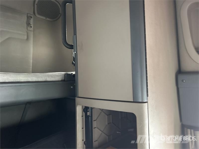 Freightliner Cascadia 125 Тягачі