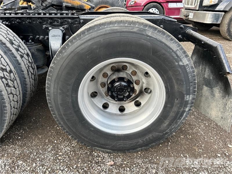 Freightliner Cascadia 125 Седельные тягачи