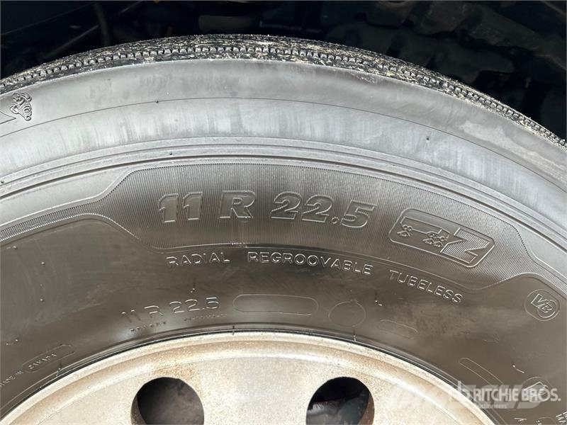 Freightliner Cascadia 126 وحدات الجر