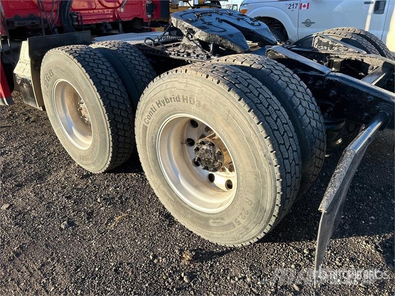 Freightliner Cascadia 125 6x4 T/A Sleeper Truck Tractor Sattelzugmaschinen
