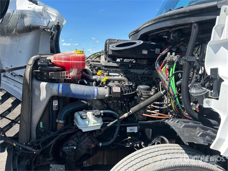 Freightliner Cascadia 126 Tractor Units