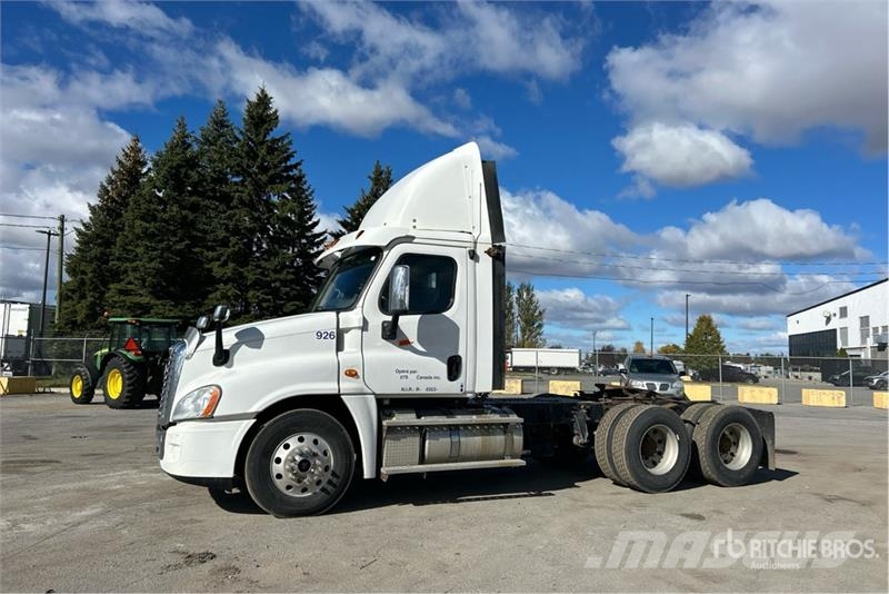 Freightliner Cascadia 125 Naudoti vilkikai
