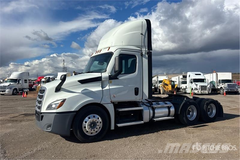 Freightliner Cascadia 126 Cabezas tractoras