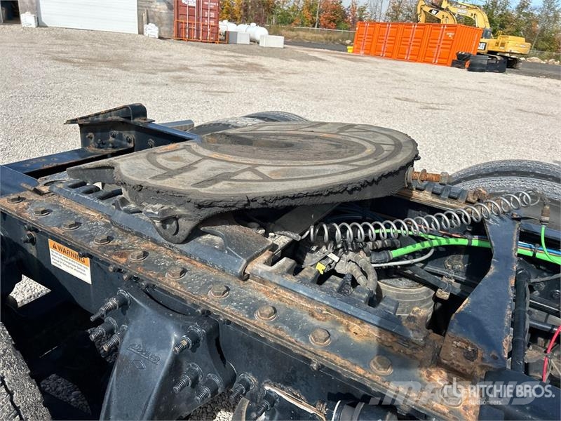 Freightliner Cascadia 126 وحدات الجر
