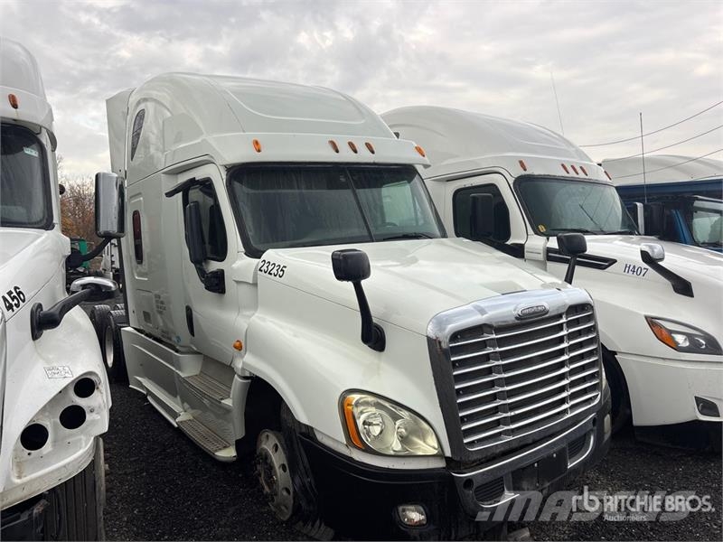 Freightliner Cascadia 125 曳引機組件