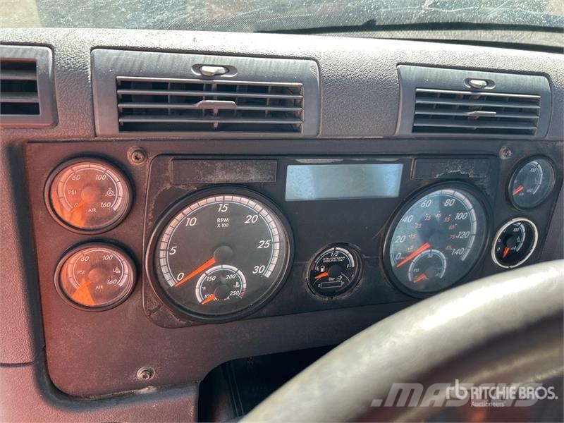 Freightliner Cascadia 125 Тягачі
