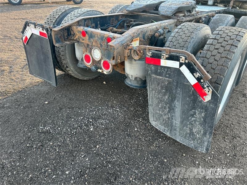 Freightliner Cascadia 125 Truck Tractor Units
