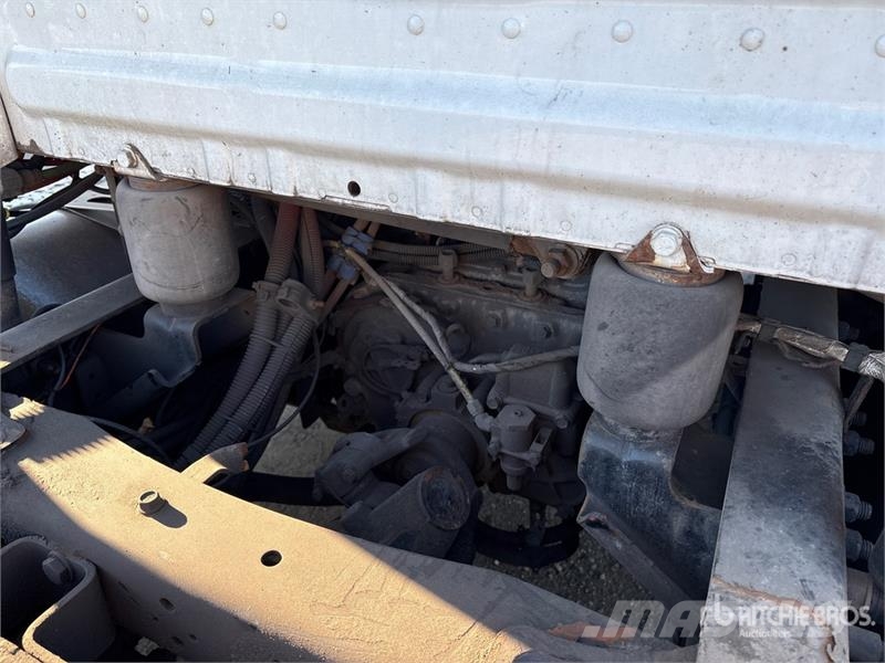 Freightliner Cascadia 113 وحدات الجر