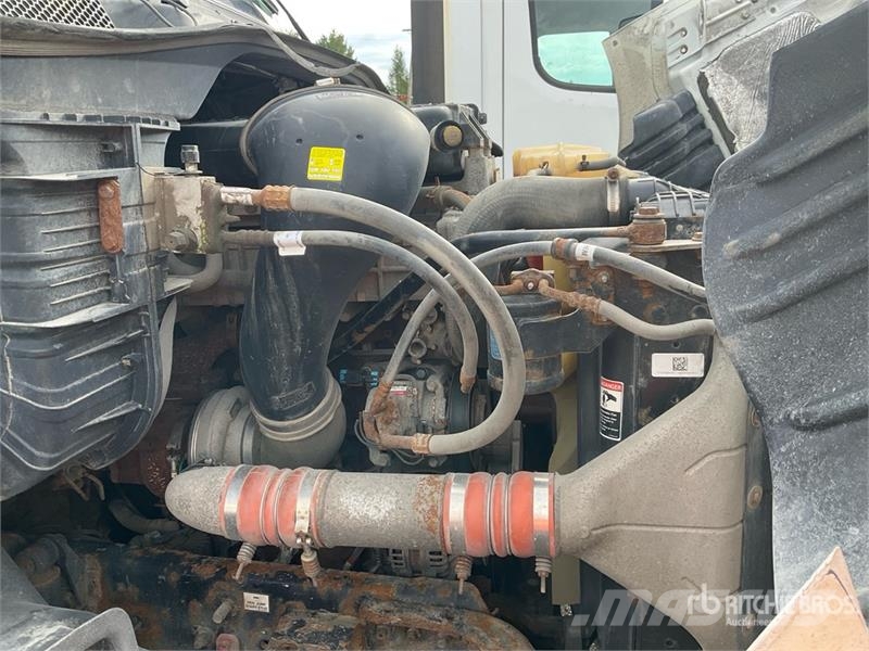 Freightliner Cascadia 113 Седельные тягачи
