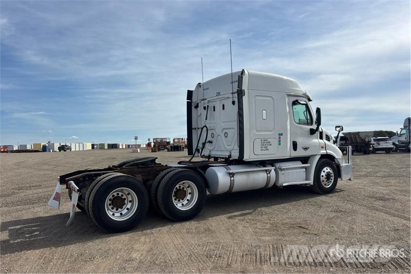 Freightliner Cascadia 113 Motrici e Trattori Stradali