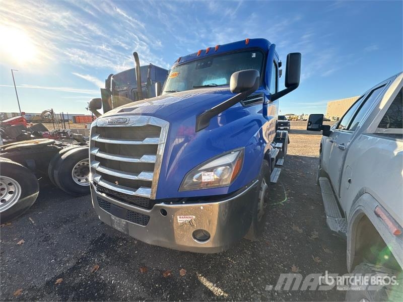 Freightliner Cascadia 126 Τράκτορες