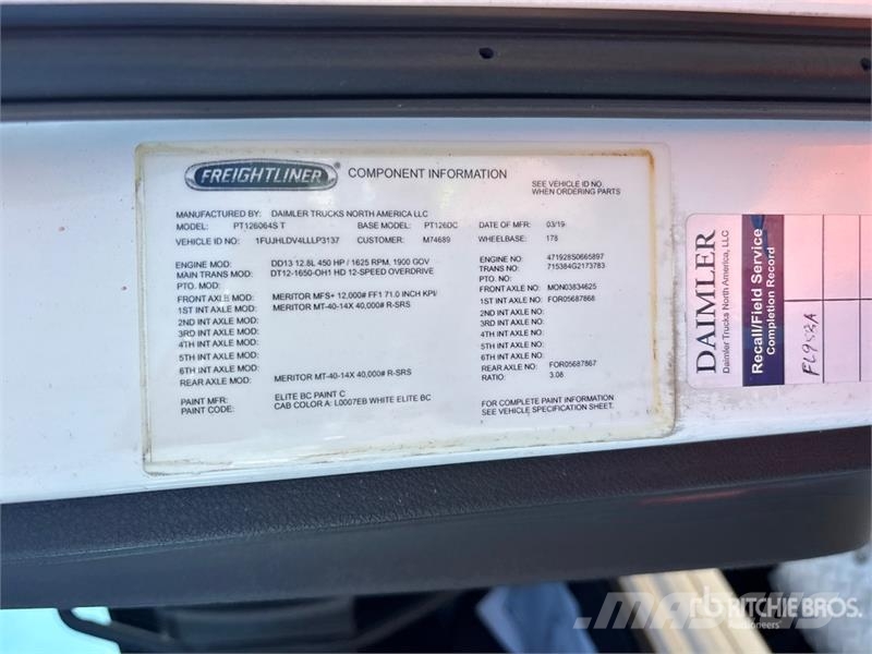 Freightliner Cascadia 126 Nyergesvontatók